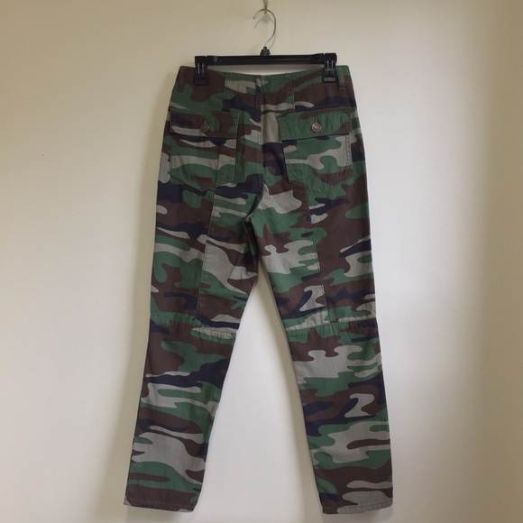Forever 21 Camo Pants - Picture 5 of 8